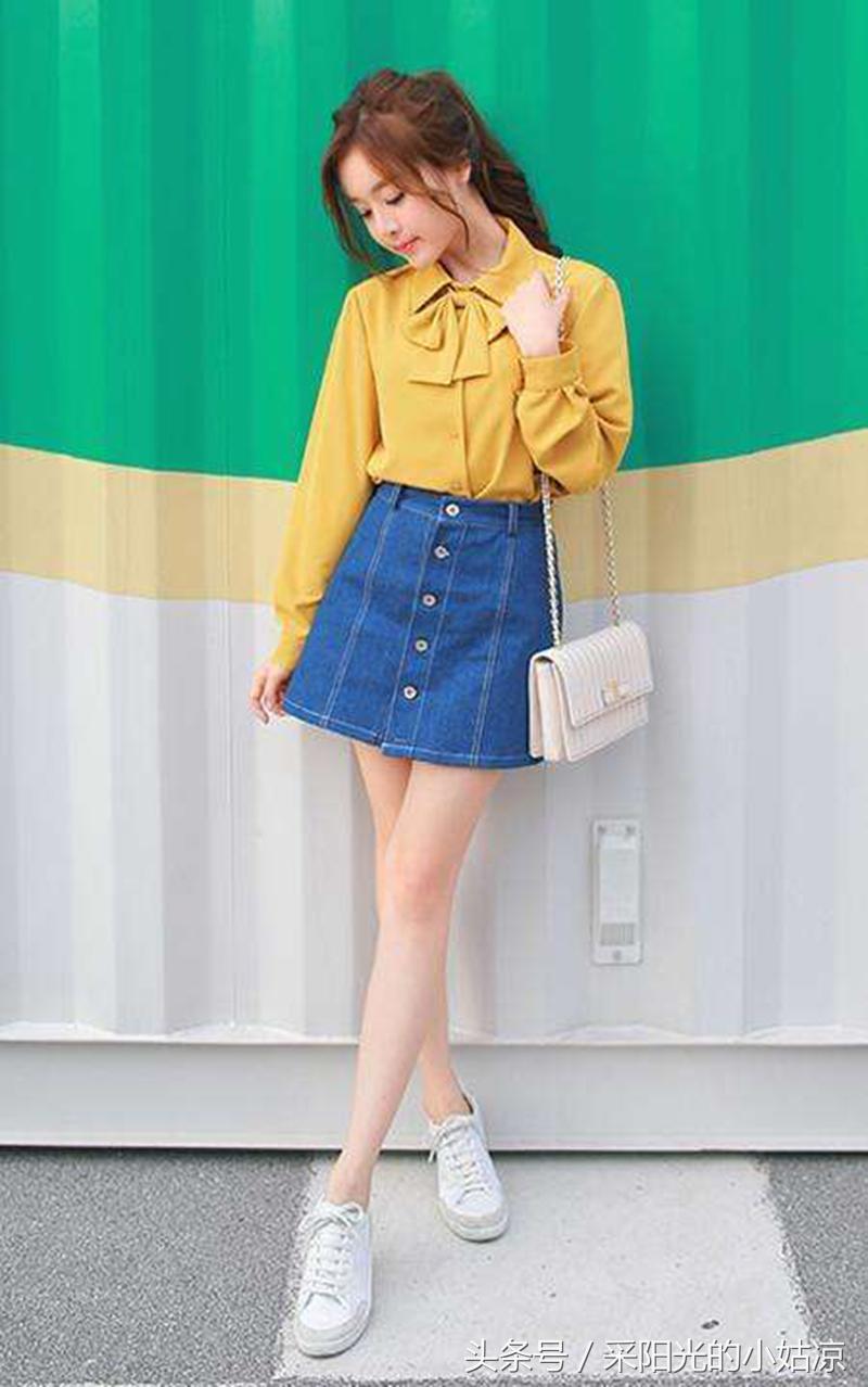 穿上牛仔半身裙，5招瞬间变身时髦文艺气质
