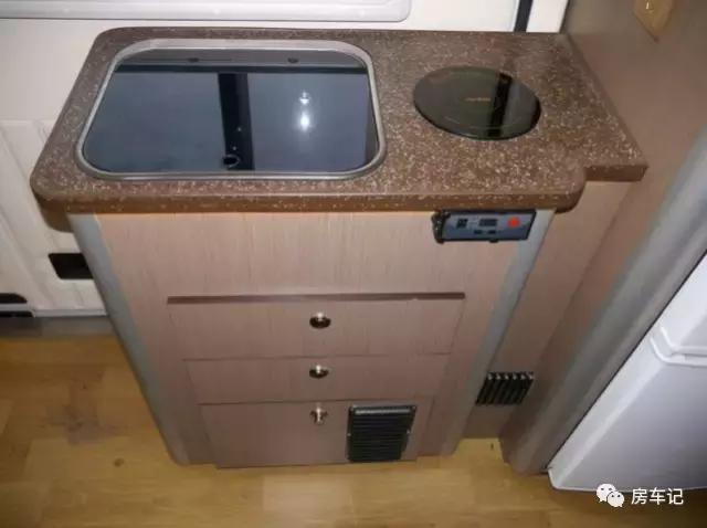 姓“商”姓“家”谁分的清？实拍顺旅大通加长轴魅途版B型房车