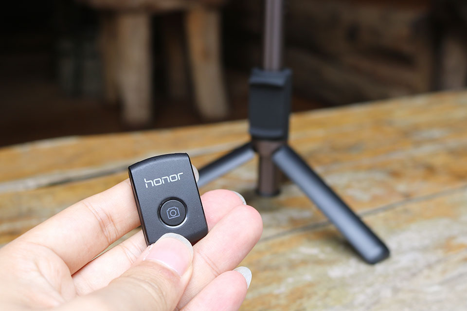 荣耀手机蓝牙自拍杆推荐,荣耀三脚架自拍杆无线版