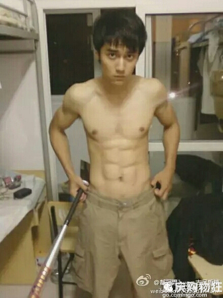 这些男星，学生时代已经开启杰克苏模式