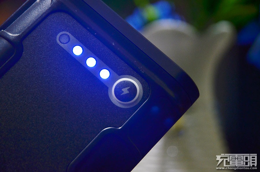 黑匣子什么时候启动,黑匣子只能坠海才能启动吗