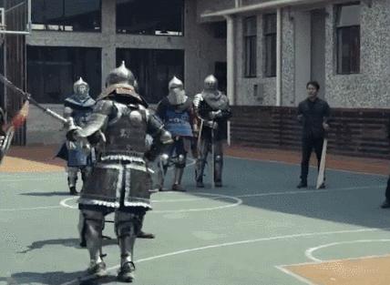 中国队首战世界杯,中国参加中世纪盔甲格斗锦标赛