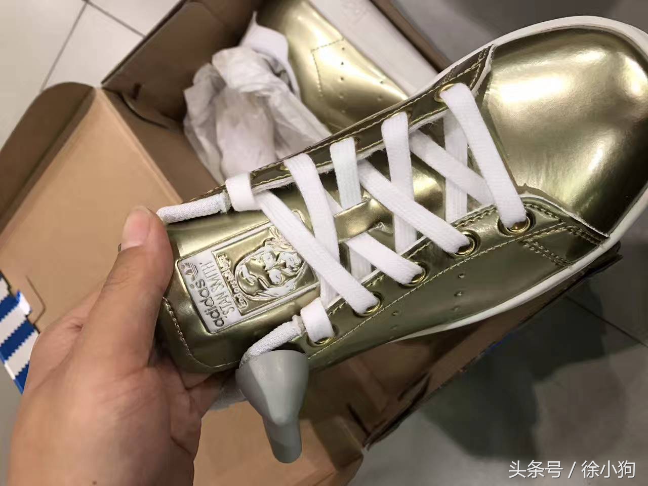 adidas史密斯的脚感,adidas史密斯小白鞋穿搭