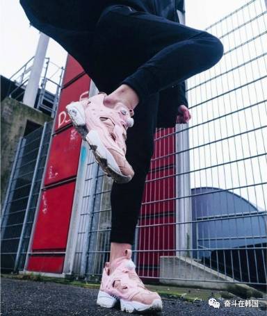 换季该买什么鞋子,换季买什么鞋子好看