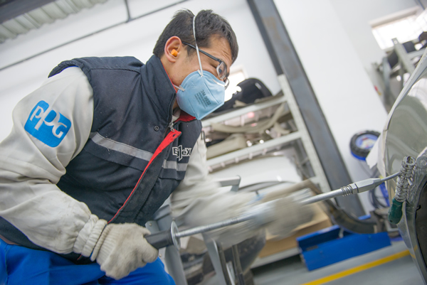 车小二钣金喷漆,西安车小二汽车钣金喷漆