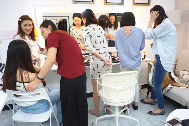 盘点六大微整形美肤效果,惊爆6招堪比微整形的化妆术