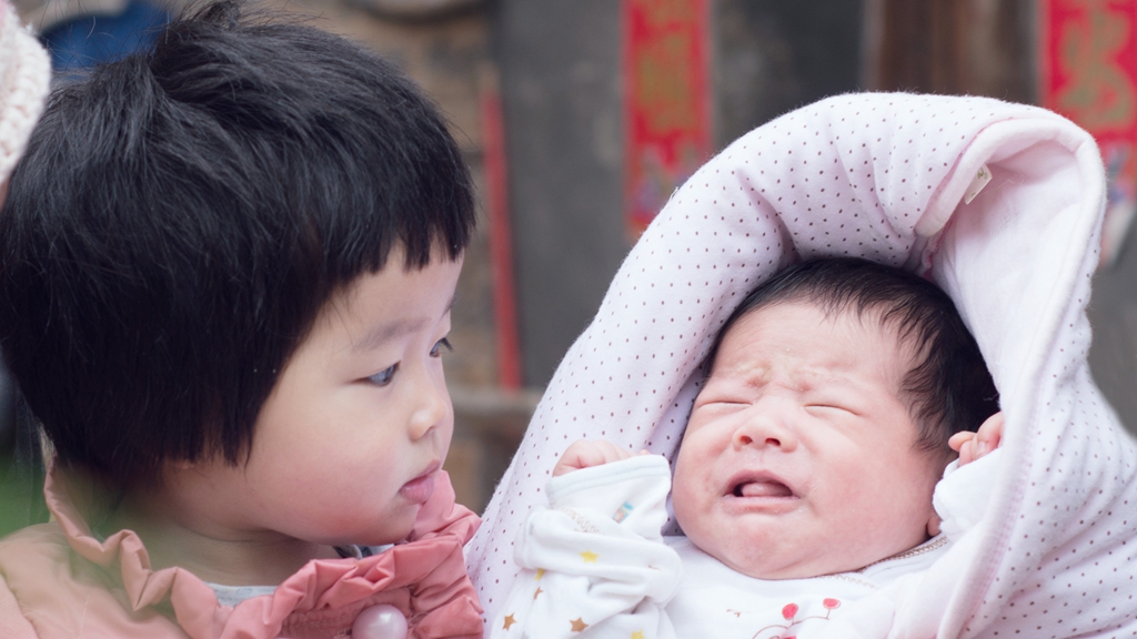 尼康85f1.8d夜景人像作品,尼康d5100501.8拍风景
