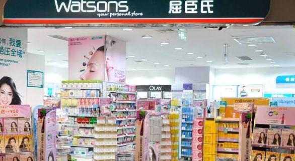 屈臣氏欧莱雅哪个好用,屈臣氏美宝莲哪个好用