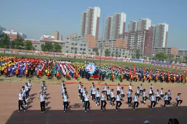 安国市实验小学田径运动会开幕式,全市中小学生田径运动会开幕式