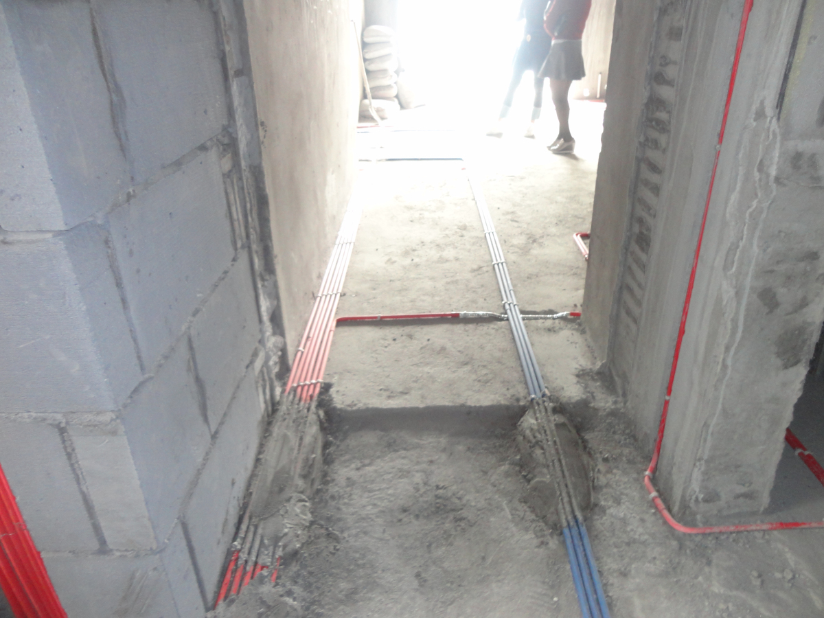 工地直击全方位了解家装施工,直击水电施工现场