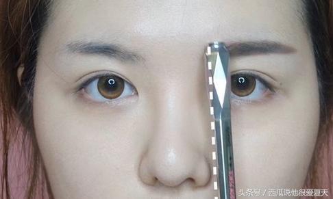 韩系猫眼妆怎么化妆,烟熏猫眼妆怎么化妆