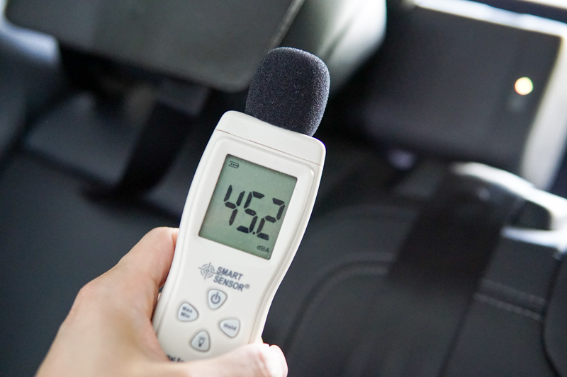 别让甲醛影响你刚买新车的心情，试小米米家车载空气净化器新款