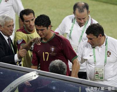 实况足球手游10评分,实况足球10是哪一年出品的游戏