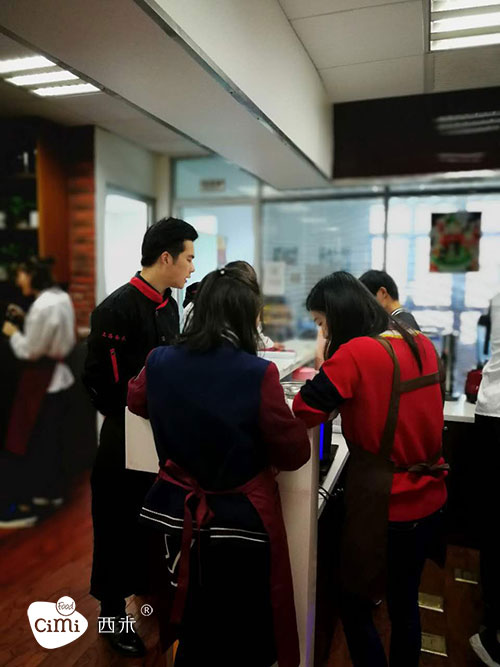 5万元奶茶一天能赚多少,15天能学完经济基础吗