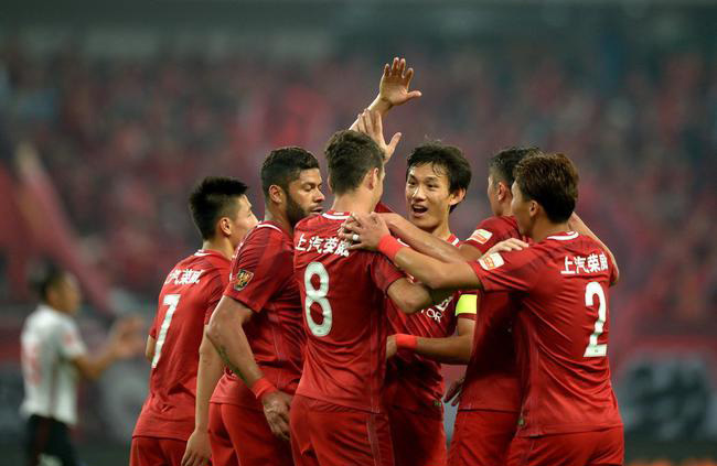 上海上港vs马德里竞技,上海上港对大连一方足球比赛直播