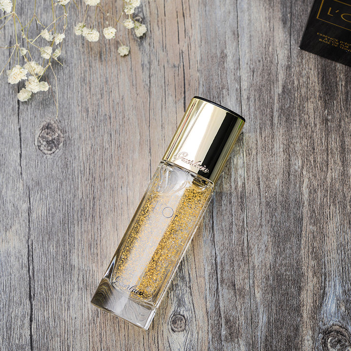 德芙一样丝滑的粉底液,用了妆前乳还要涂水乳吗