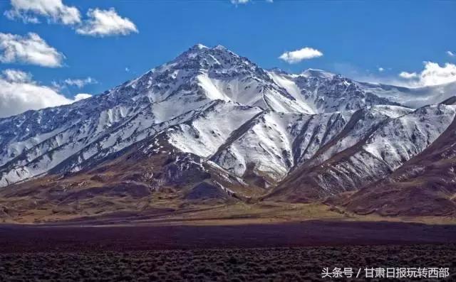 甘肃这个小边防县，人少景美就算了，居然还有雪豹棕熊和赤狐！