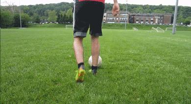 足球后卫的摆脱技巧教学慢动作,足球过人技巧教学慢动作