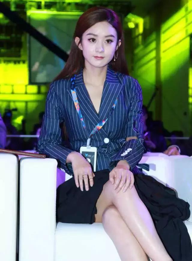 杨幂赵丽颖关晓彤,赵丽颖关晓彤同穿黑色礼服