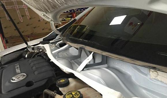 发动机线路被老鼠咬了还能开吗,老鼠咬破发动机舱什么线不能启动