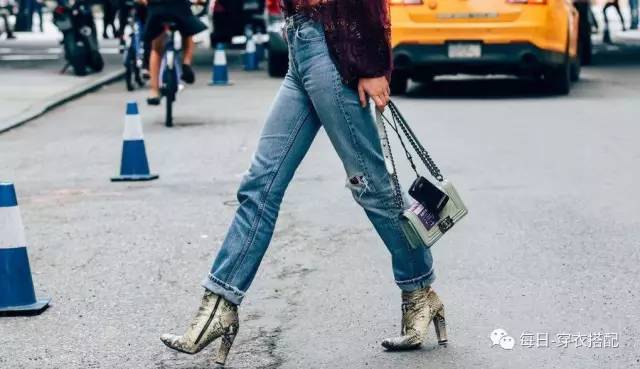 牛仔裤太大太宽松了怎么办,牛仔裤太大怎么办用别针