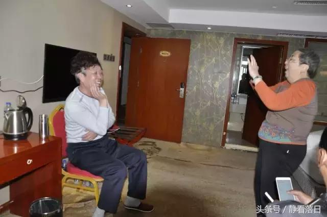 开怀一笑无忌惮,老怪小妖真齐全(红叶网老友聚会图文综合)