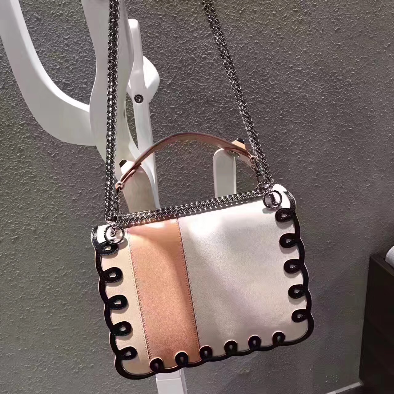 fendi包包大中小,fendi包经典款