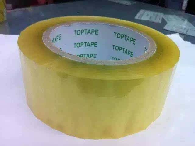 清理地板上的头发神器,地板上头发多用什么妙招能去除