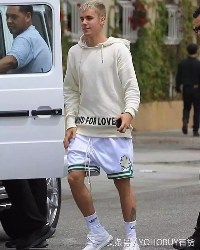 明星上脚很像匡威的鞋,匡威1970s林俊杰同款