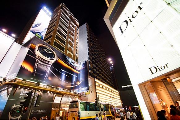 香港买衣服必买的单品 (香港潮牌欧款女装官方旗舰店)