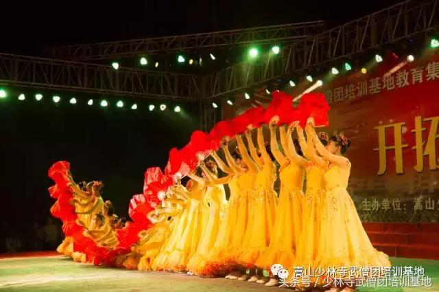 5.1年会十大爆笑节目,5.12晚会表演的节目