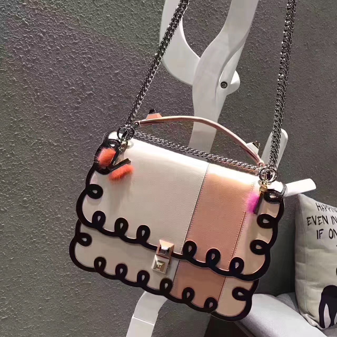 fendi包包哪一款最好看,fendi包最新款