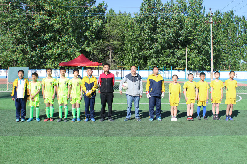 青春如火超越自我拔河比赛,青春如火超越自我全力以赴