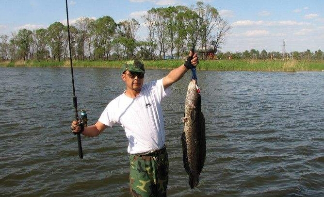 路亚钓法技巧讲解,路亚钓法初级入门教学