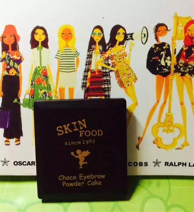 初学者化妆需要哪些东西和步骤呢 (初学化妆怎么选产品需要注意什么)