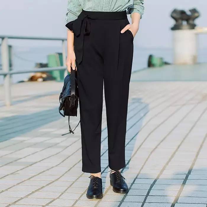 淘宝女生短袖哪个店的衣服质量好,有没有什么推荐的淘宝衣服店