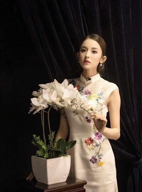 旗袍中国风优美优雅新中式,旗袍古韵展现东方之美