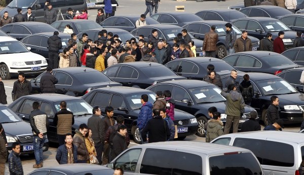 二手车跟谁买最划算,二手车拍卖平台对比