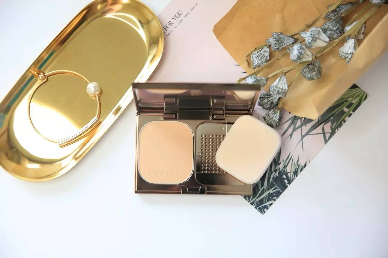 清新淡雅甜美妆,温柔知性淑女妆