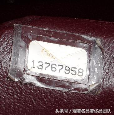 chanel香奈儿邂逅怎么看真假,香奈儿chanel黑白包怎么辨别真假