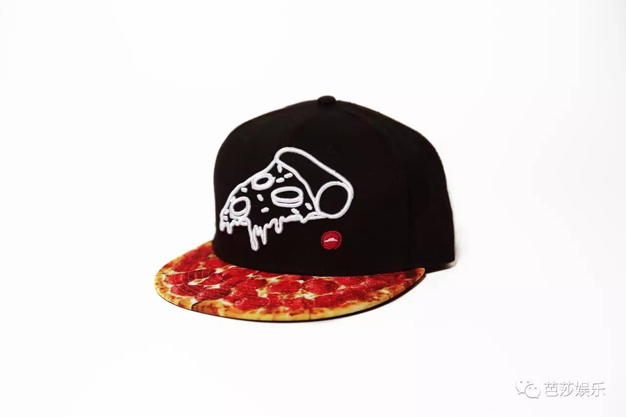 Gigi过生日，Cara剃光头，Topshop的丑裤子再升级「芭九不离时髦」