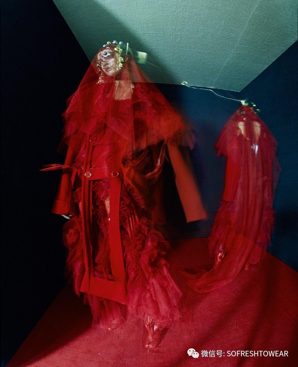 给你一百万｜你愿意买件衣服还是买辆车子？