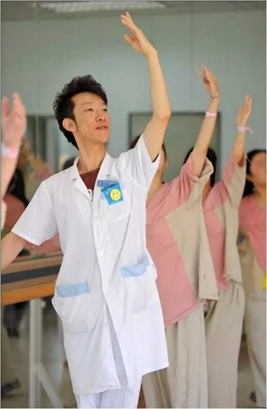 北京回龙观艺术中心,北京回龙观医院能治疗情感障碍吗