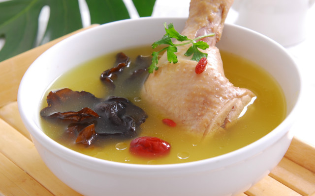 老人感冒不爱吃饭什么原因,感冒不爱吃饭可以吃点什么