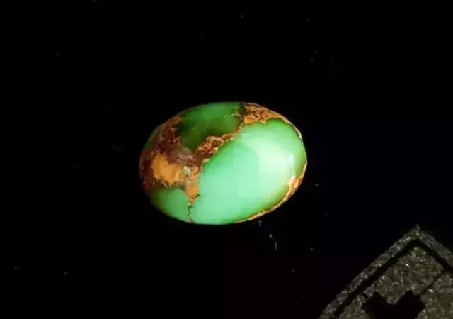 堪称素料之王、99.9%都是优化、全球绿松产地的真面目竟是！