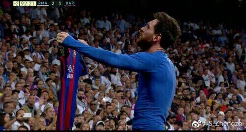 致敬梅西马拉多纳,致敬梅西视频