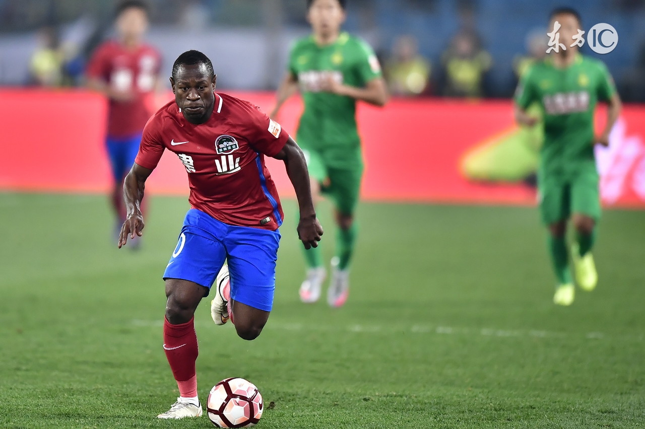 他才21岁，速度让中超队叹为观止，下月去联合会杯挑战世界冠军