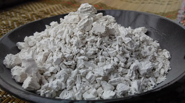 这种植物是血管的天然支架,可惜网上那些包装高档的都是假货!