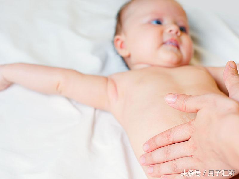 宝宝便便说明健康,宝宝便便有奶瓣颗粒还是绿色的