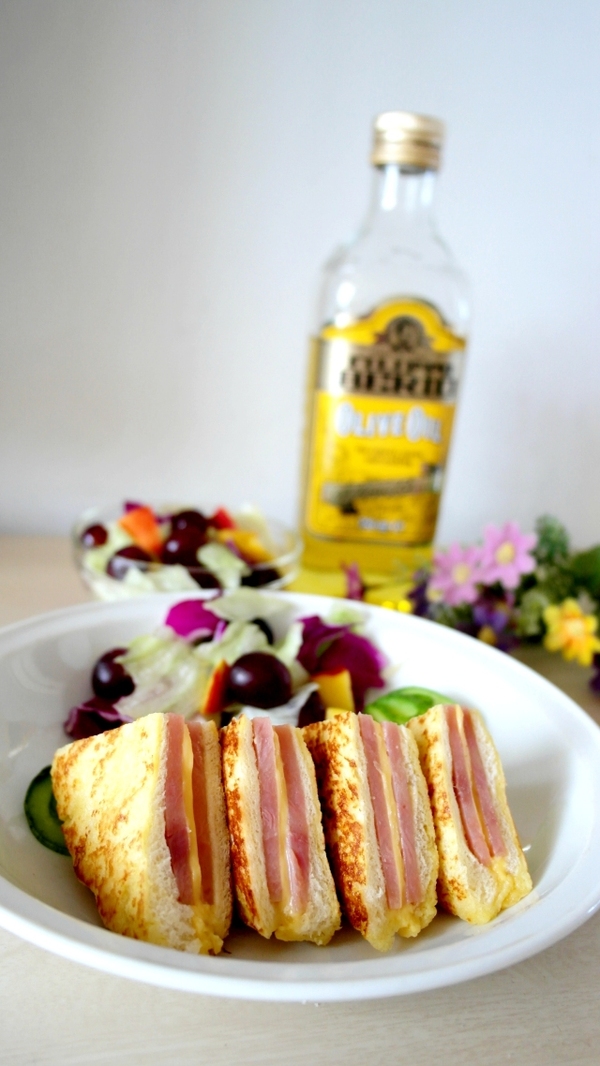 港式早餐番茄牛肉通粉西多士滑蛋,空气炸锅西多士早餐做法